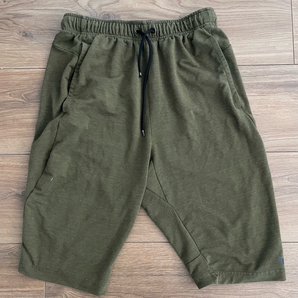 Nike Dri-Fit Capri Sweats